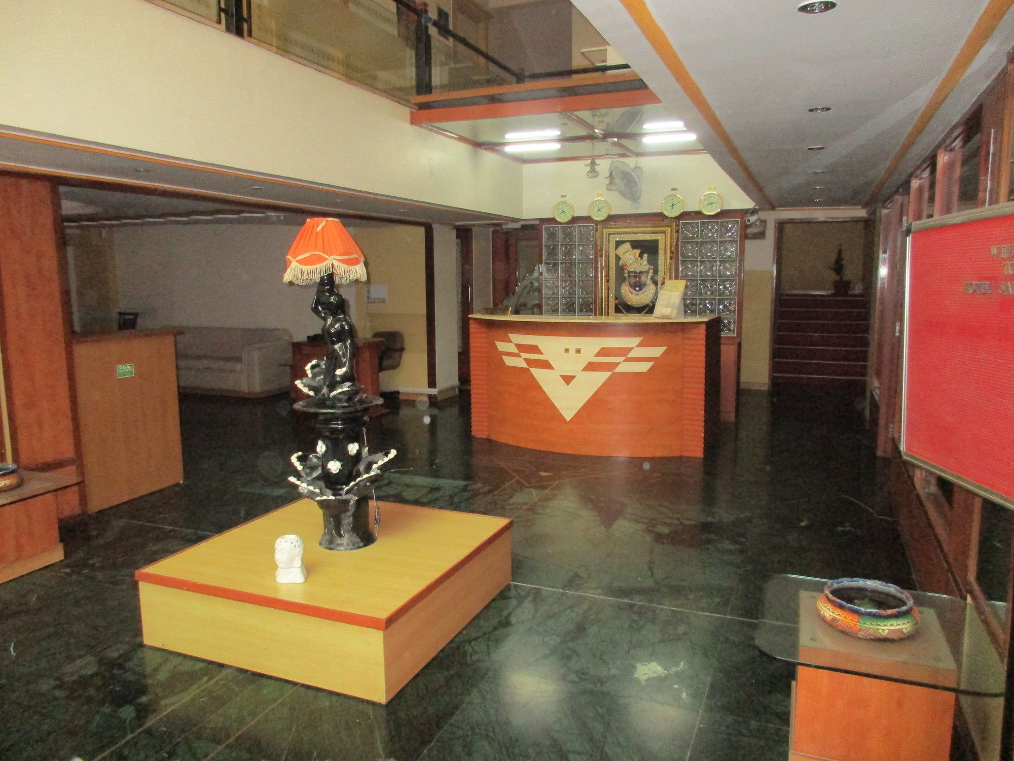 Hotel Sahaj Palace 阿穆达巴 外观 照片
